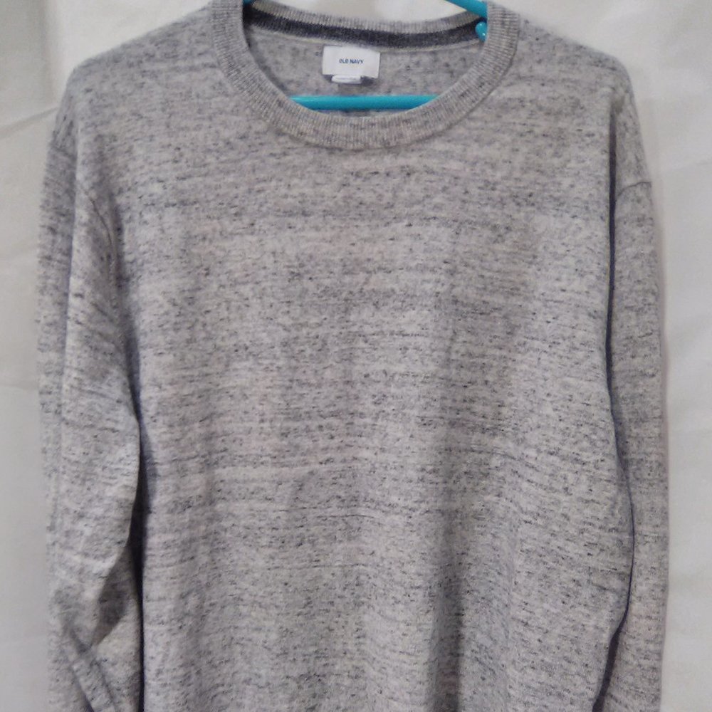 Old Navy Men's Long Sleeve Sweater Color Gray Size XL